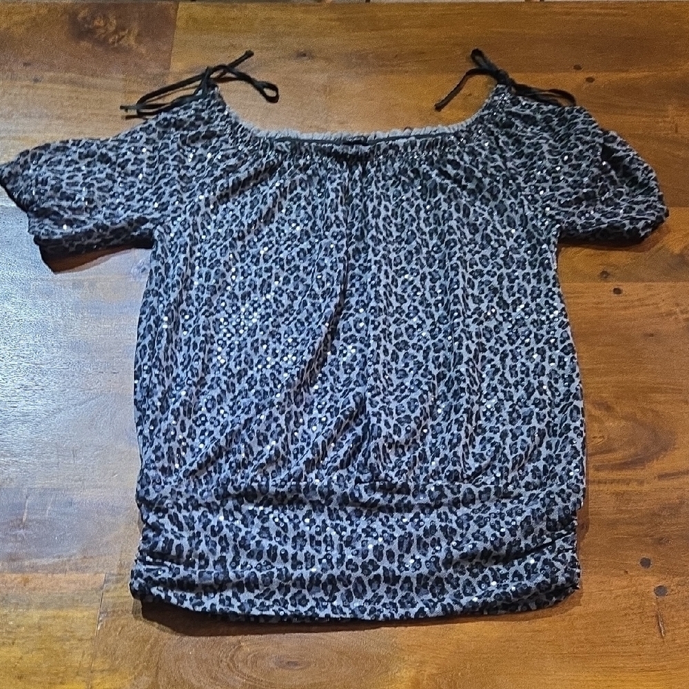 Express Y2K Gray & Black Leopard Print Banded Bottom Sequin Tunic Top Large